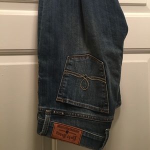 Lucky Jeans